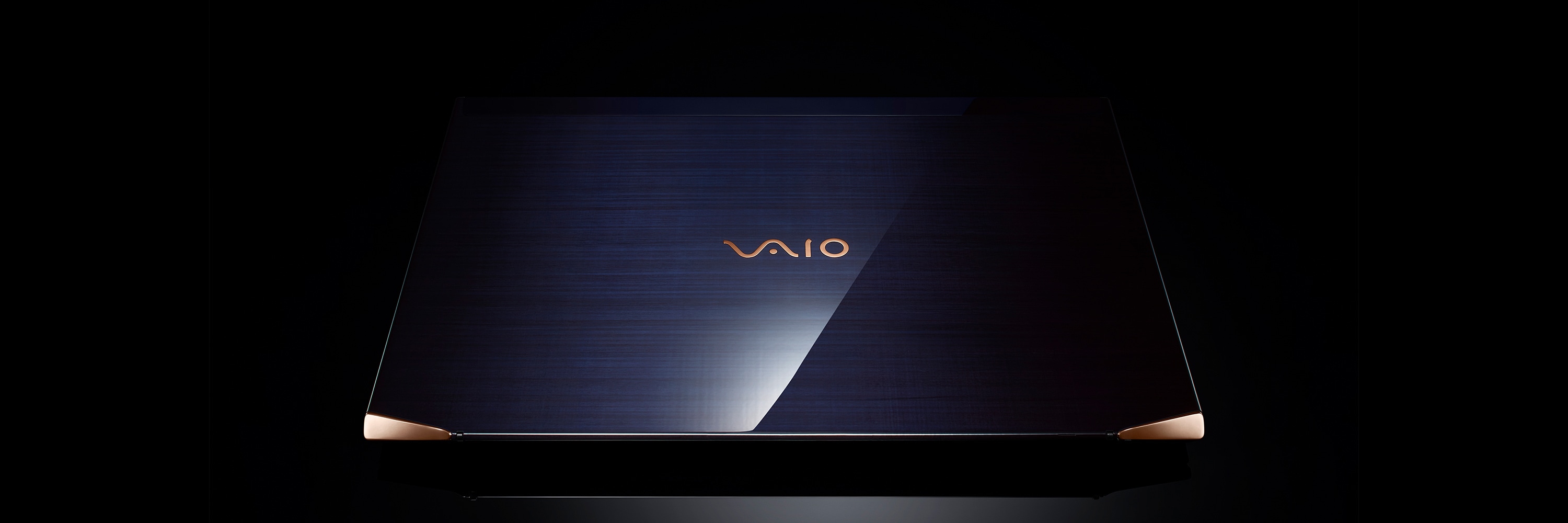 VAIO Z | 勝色特別仕様 | VAIO｜VAIO公式 オンラインストア｜VAIO STORE